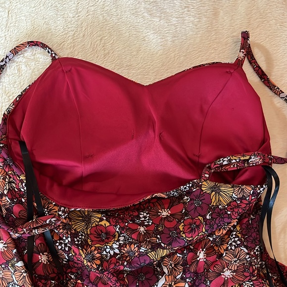 By & by burgandy red floral, spaghetti strap, tiered dress - Picture 10 of 10